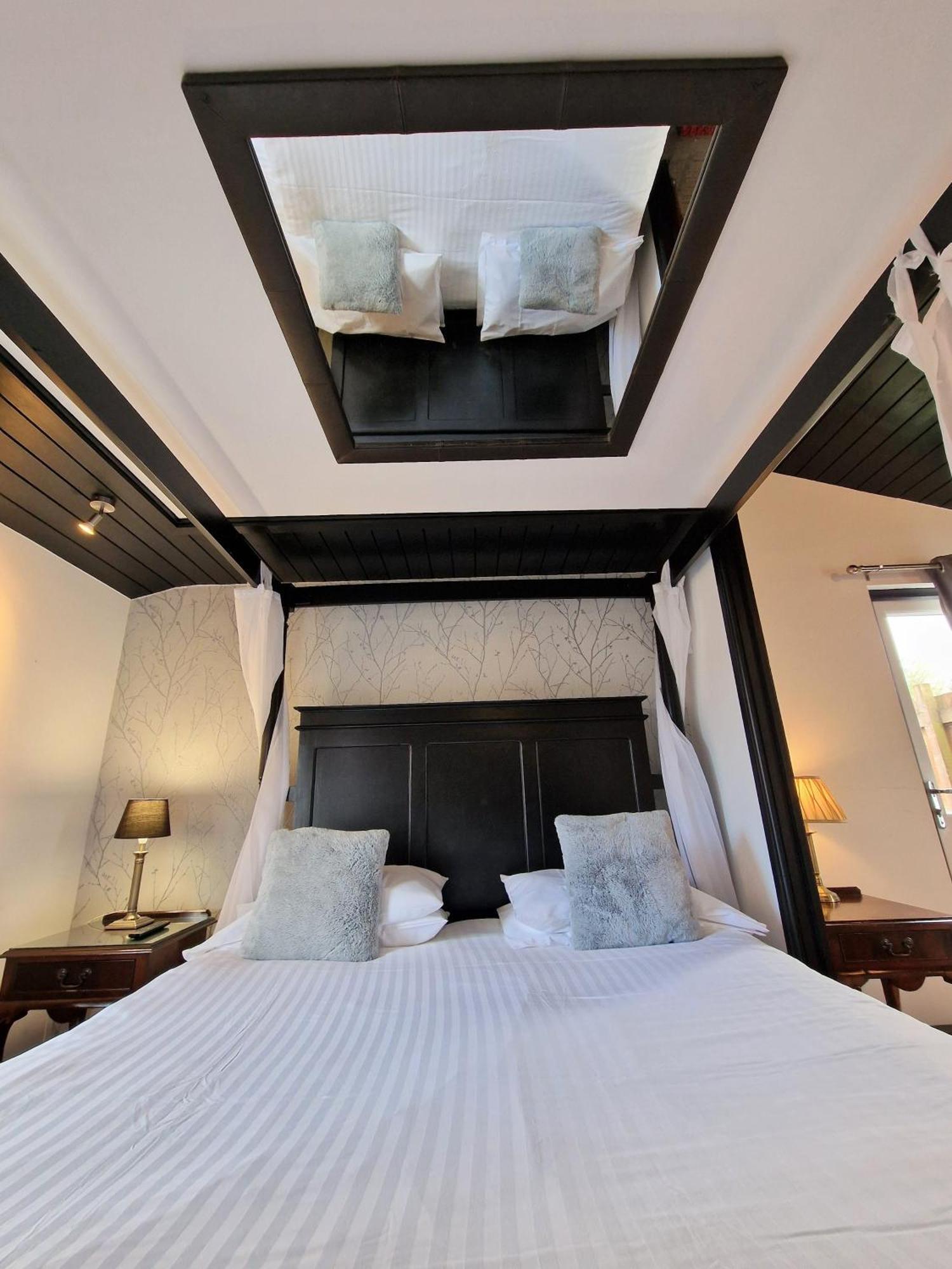 Ochil 9 With Private Hot Tub - Fife - Loch Leven - Lomond Hills - Pet Friendly Villa Kelty Ngoại thất bức ảnh